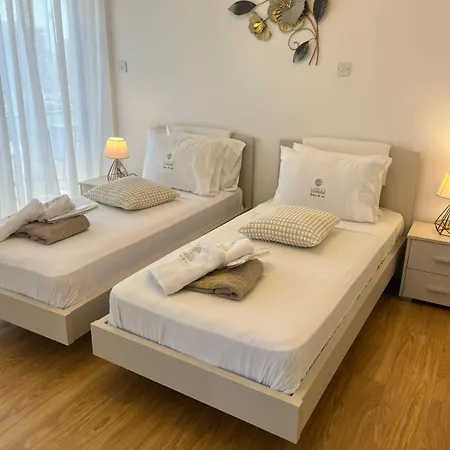 Lazuli Skyline & Sea View Penthouse Апартаменты