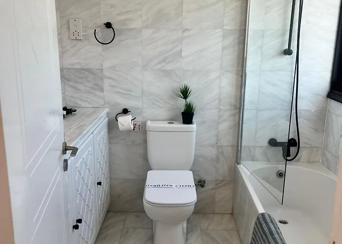 Lazuli Skyline & Sea View Penthouse * Λάρνακα