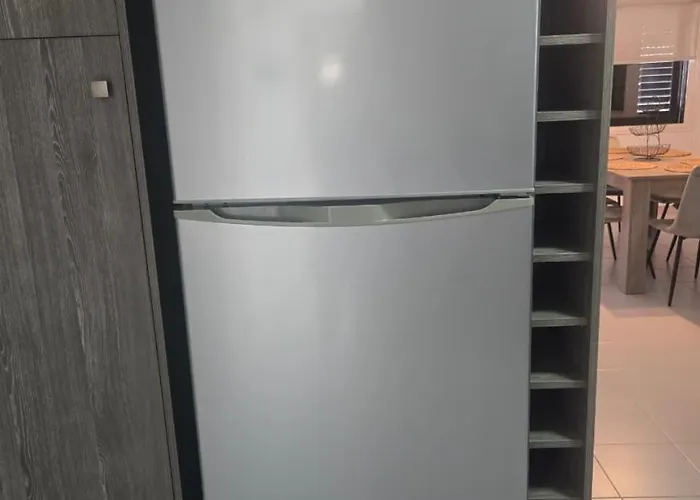 דירה Lazuli Skyline & Sea View Penthouse לרנקה