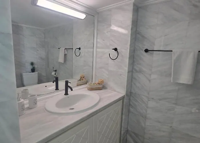 Lazuli Skyline & Sea View Penthouse