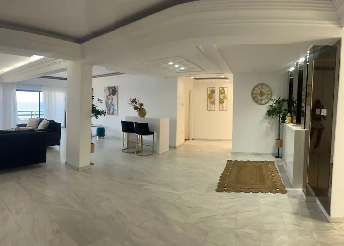 Lazuli Skyline & Sea View Penthouse