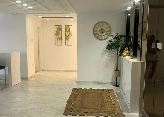 Lazuli Skyline & Sea View Penthouse * Ларнака